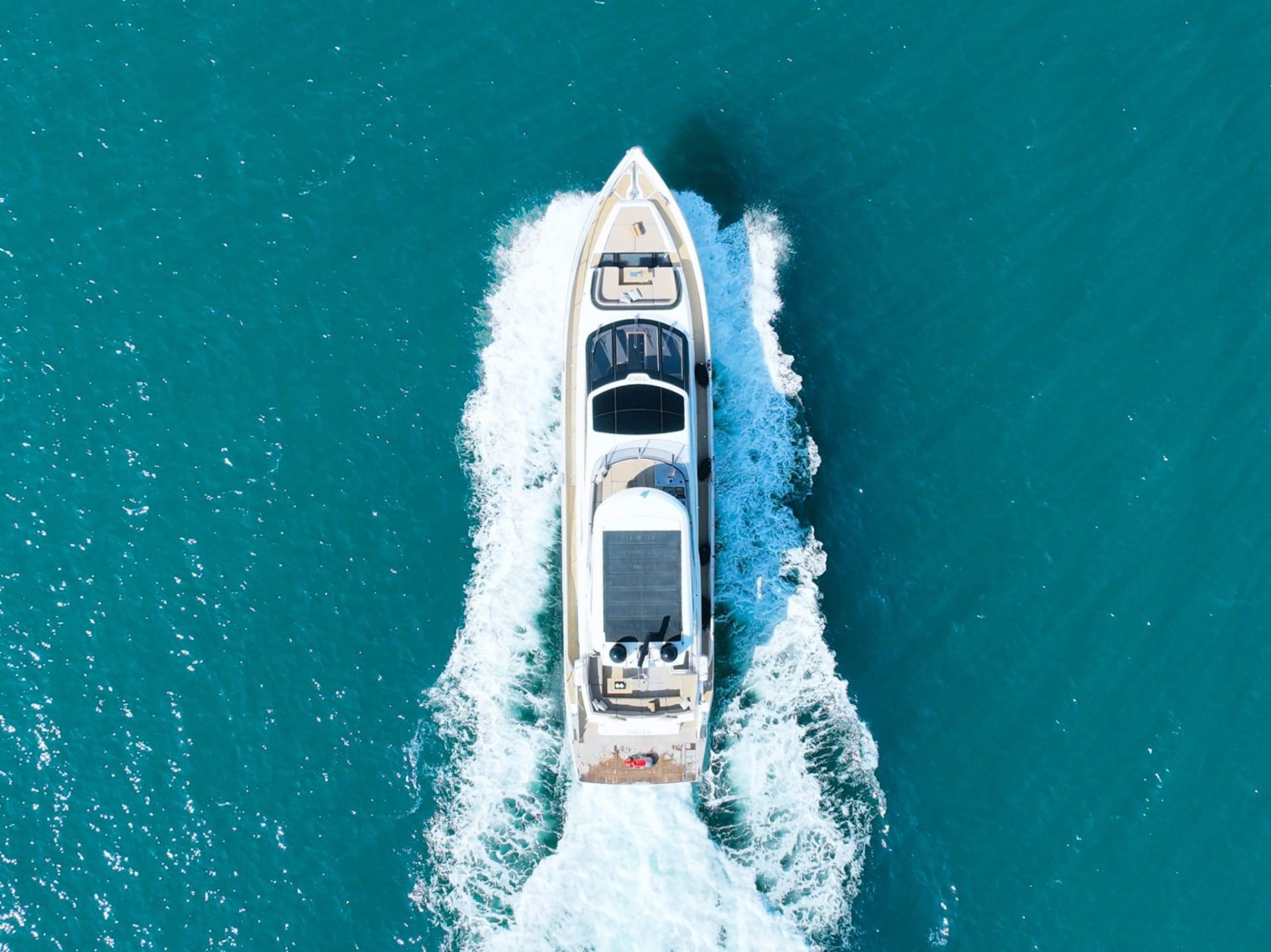 Galeon 780 - view 2