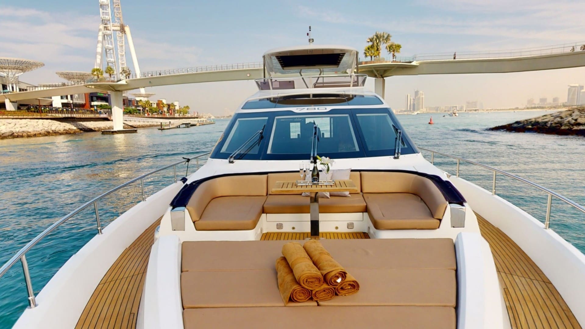 Galeon 780 - view 5