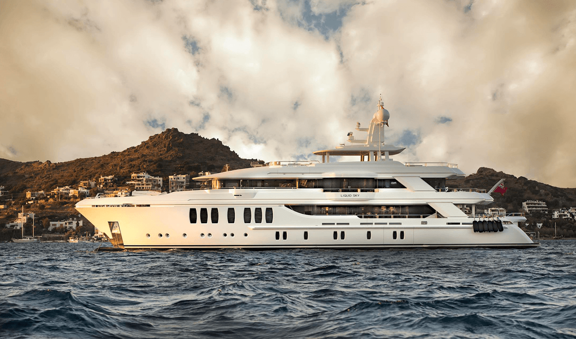 Liquid Sky - Motor Yacht available for short charter in Dubai / UAE